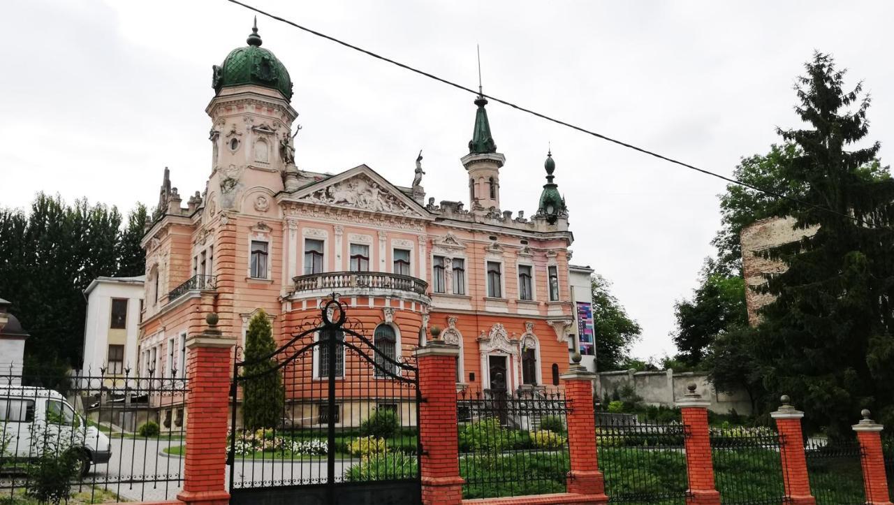 Квартира Лофт 2 Во Львове Exteriör bild